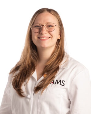 Dr. Clare Bishop