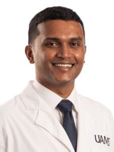 shashi headshot