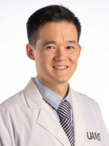 Dr. Chaow Charoenkijkajorn