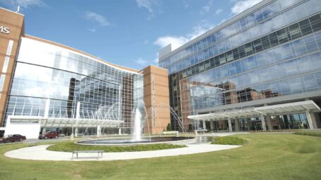 exterior of UAMS Medical Center