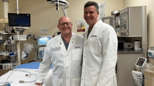 Dr. Robertson and Dr. Kalkwarf in a trauma bay