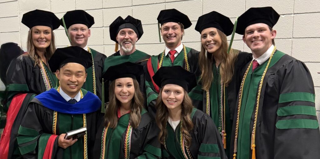 class of 2026 for college of medicine posing for a picture
